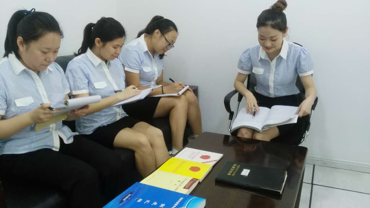 營銷部呼叫中心:開展崗位練兵,提升服務質(zhì)量