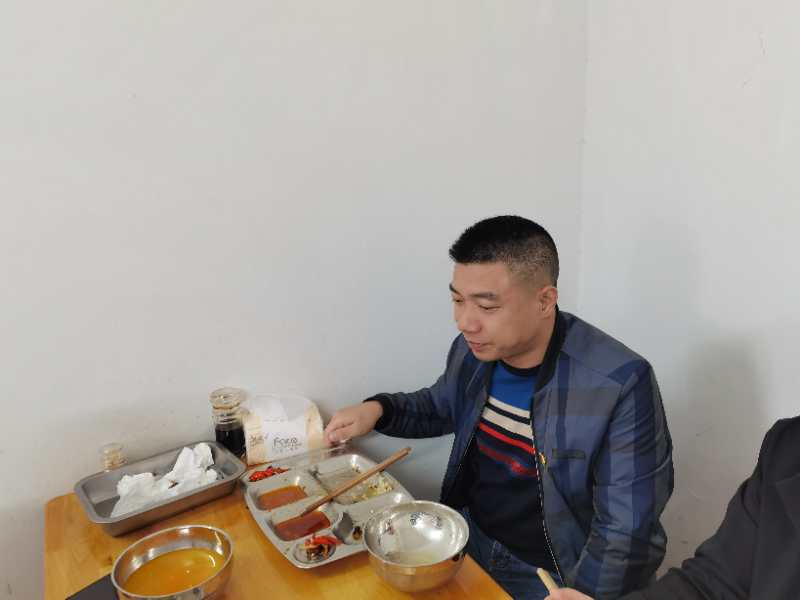 強(qiáng)監(jiān)督,重引導(dǎo),杜絕“舌尖上的浪費(fèi)”