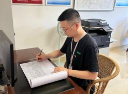 《榜樣在身邊》系列報(bào)道——工作標(biāo)兵 江一航、優(yōu)秀青年 李玉涵