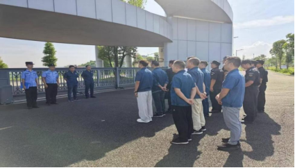 警企聯(lián)動筑屏障 實(shí)戰(zhàn)演練護(hù)水源 ——制水分公司與高新區(qū)治安管理大隊聯(lián)合反恐應(yīng)急演練